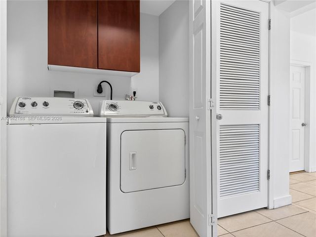 322 SW 18th Road, Miami, FL 33129