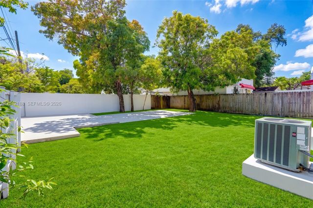 322 SW 18th Road, Miami, FL 33129