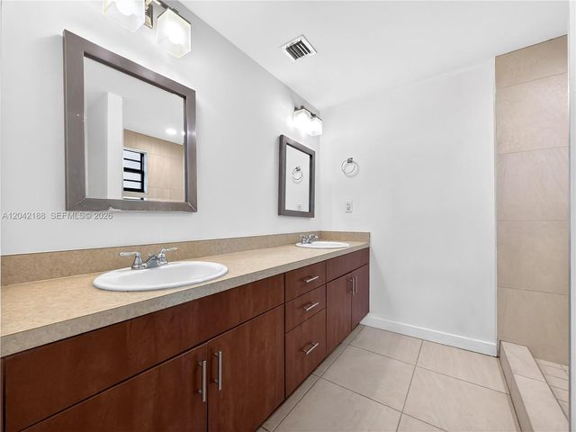 322 SW 18th Road, Miami, FL 33129