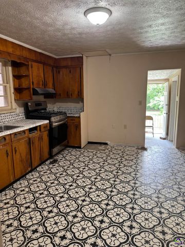 3104 Ruark Rd, Macon, GA 31217