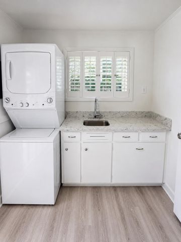 807 W Murrill Street, Baytown, TX 77520