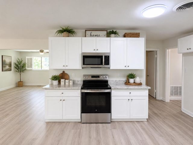 807 W Murrill Street, Baytown, TX 77520