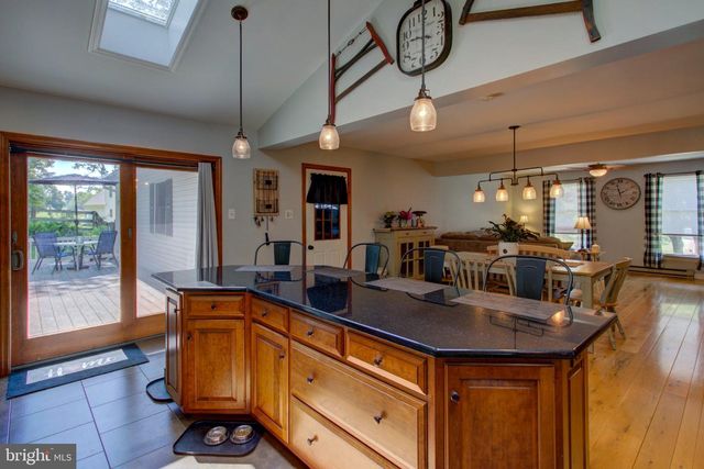 1089 ROBERT FULTON HWY, Quarryville, PA 17566