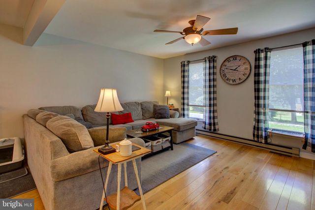1089 ROBERT FULTON HWY, Quarryville, PA 17566