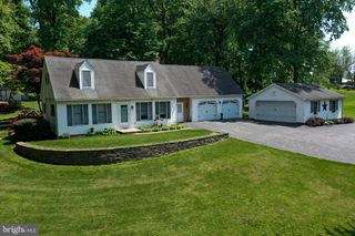 1089 ROBERT FULTON HWY, Quarryville, PA 17566
