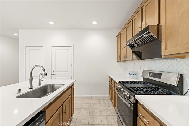 2915 Duncan Paseo, Ontario, CA 91761