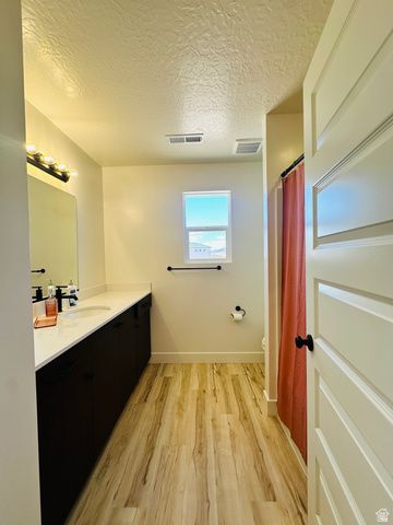 1370 E HONEYCOMB CT, St. George, UT 84790