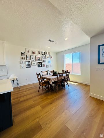 1370 E HONEYCOMB CT, St. George, UT 84790