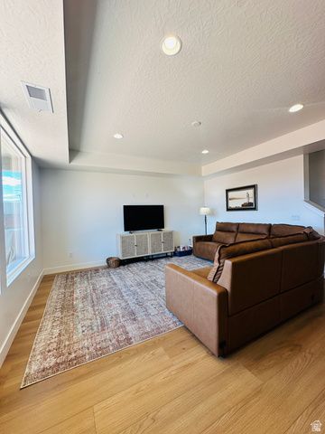 1370 E HONEYCOMB CT, St. George, UT 84790