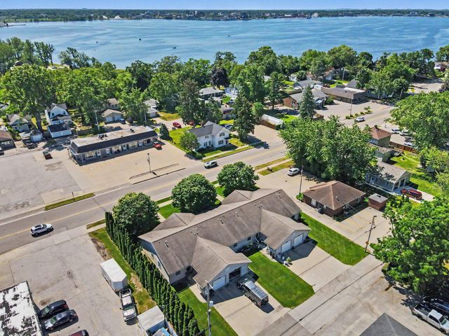 1842 Ruddiman Drive, North Muskegon City, MI 49445