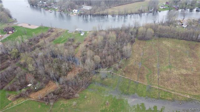 10275 Caughdenoy Road, Clay, NY 13029