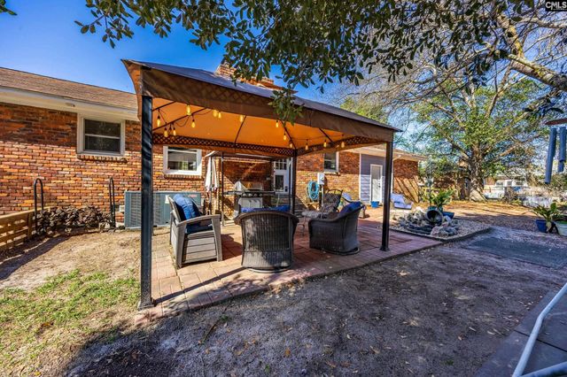 106 Lakewood Drive, Lugoff, SC 29078