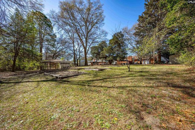106 Lakewood Drive, Lugoff, SC 29078