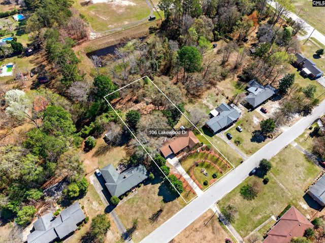 106 Lakewood Drive, Lugoff, SC 29078