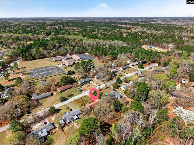 106 Lakewood Drive, Lugoff, SC 29078