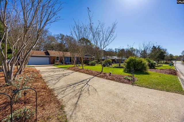 106 Lakewood Drive, Lugoff, SC 29078