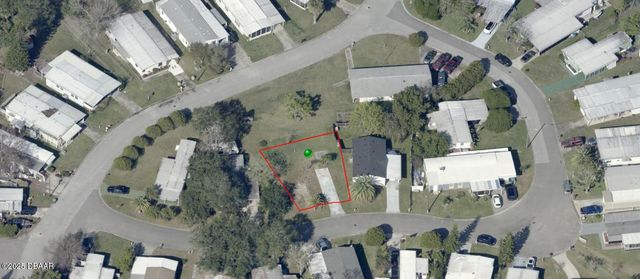 8 Applewood Circle, South Daytona, FL 32119