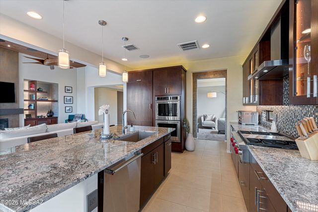 7403 W Red Yucca Pass, Marana, AZ 85658