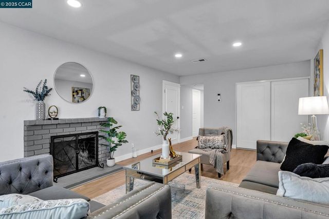 128 Hastings Ave, Vallejo, CA 94589