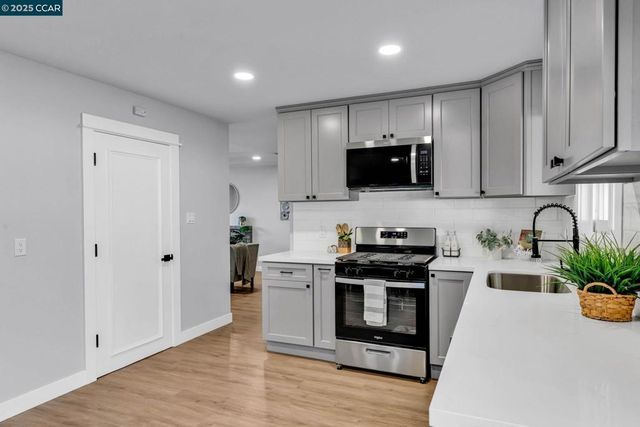 128 Hastings Ave, Vallejo, CA 94589