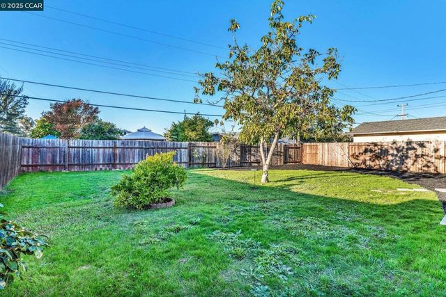 128 Hastings Ave, Vallejo, CA 94589