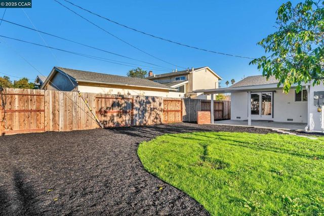 128 Hastings Ave, Vallejo, CA 94589