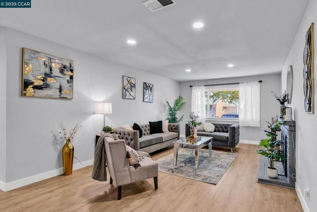 128 Hastings Ave, Vallejo, CA 94589