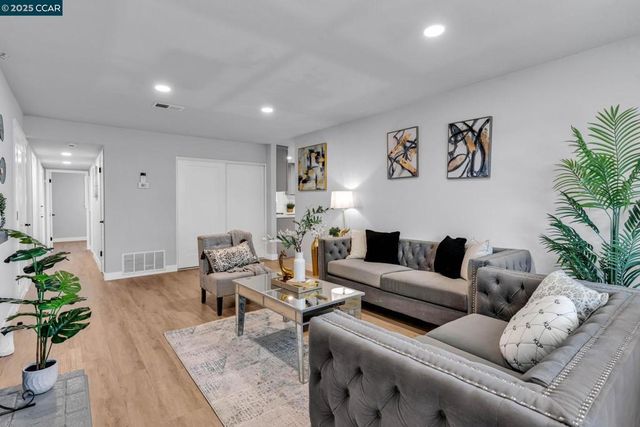 128 Hastings Ave, Vallejo, CA 94589