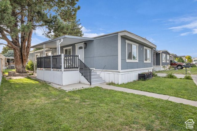 4696 S ASPEN LN, Taylorsville, UT 84123