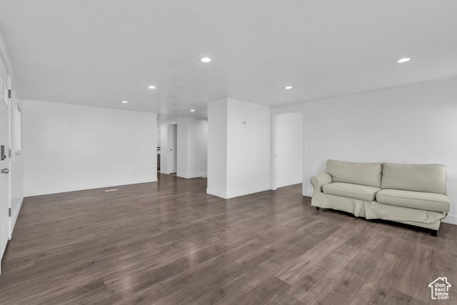 4696 S ASPEN LN, Taylorsville, UT 84123