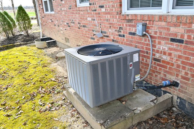 14811 Denmar Lane, Danville, IL 61834