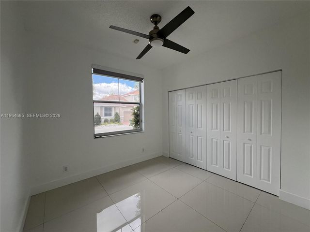 853 NW 131st Ave, Pembroke Pines, FL 33028