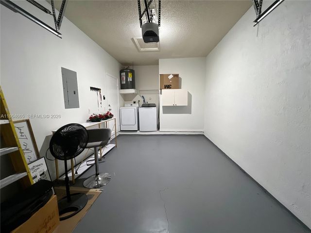 853 NW 131st Ave, Pembroke Pines, FL 33028