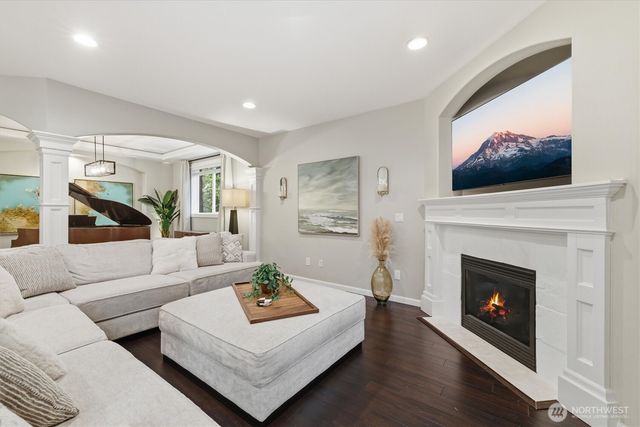 7518 185th Avenue E, Bonney Lake, WA 98391