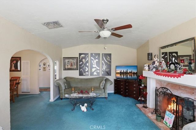 2041 Blenheim, Riverside, CA 92507