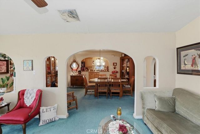 2041 Blenheim, Riverside, CA 92507