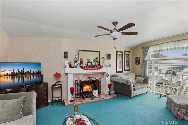 2041 Blenheim, Riverside, CA 92507