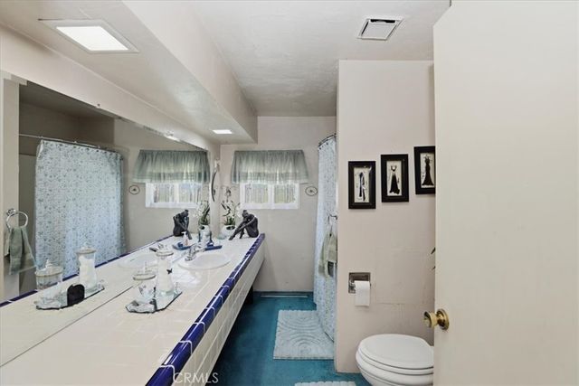 2041 Blenheim, Riverside, CA 92507