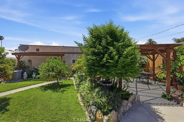 2041 Blenheim, Riverside, CA 92507
