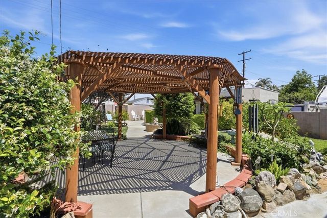 2041 Blenheim, Riverside, CA 92507