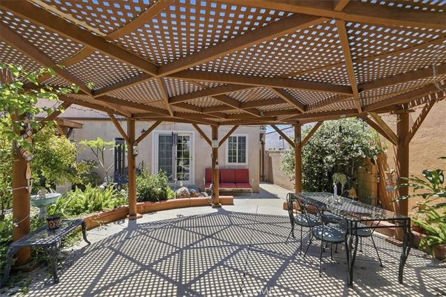 2041 Blenheim, Riverside, CA 92507