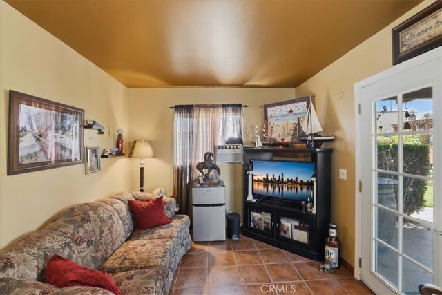 2041 Blenheim, Riverside, CA 92507