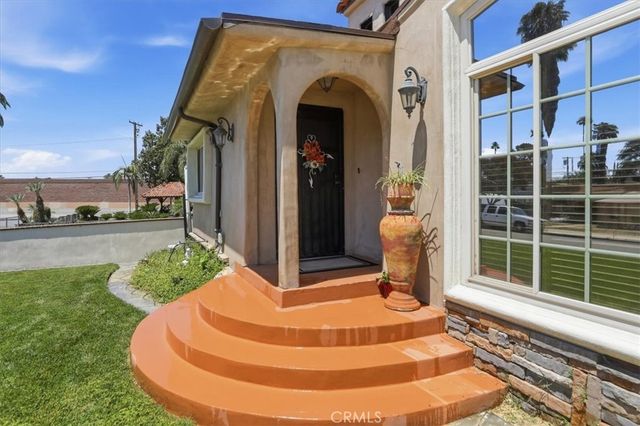2041 Blenheim, Riverside, CA 92507