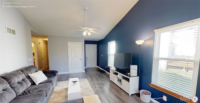 10358 Tiffany Village Circle Drive, St Louis, MO 63123