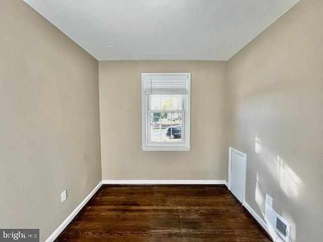 5128 MANGUM RD, College Park, MD 20740