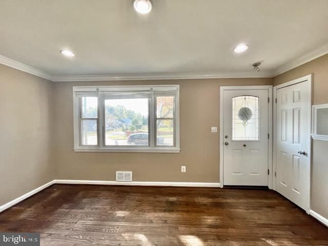 5128 MANGUM RD, College Park, MD 20740