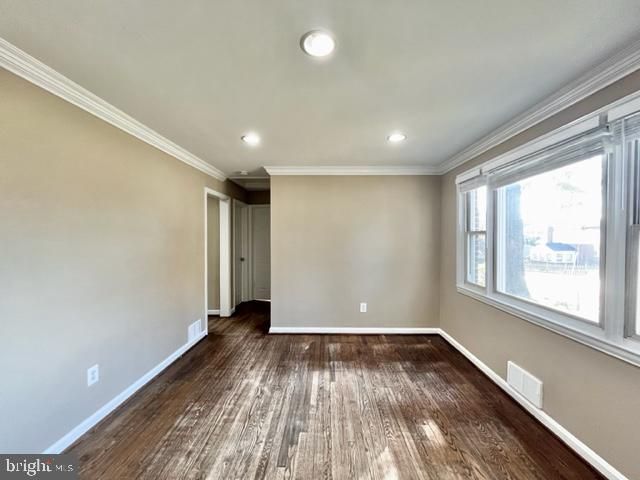 5128 MANGUM RD, College Park, MD 20740