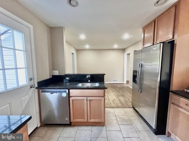 5128 MANGUM RD, College Park, MD 20740