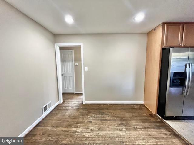 5128 MANGUM RD, College Park, MD 20740