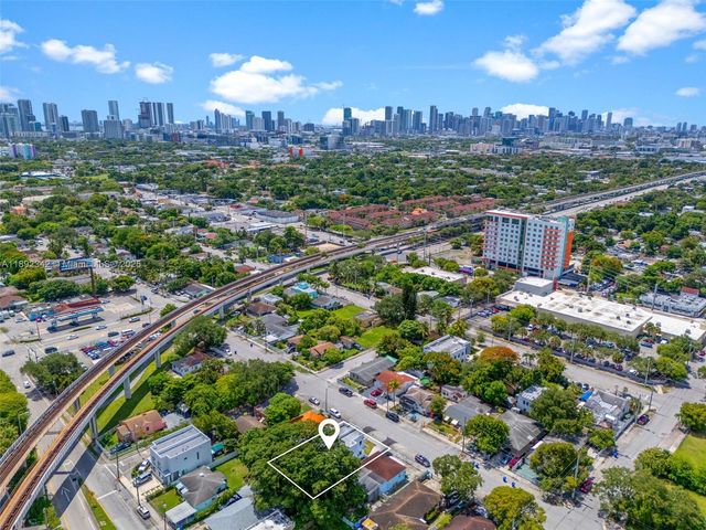1271 NW 38th St, Miami, FL 33142